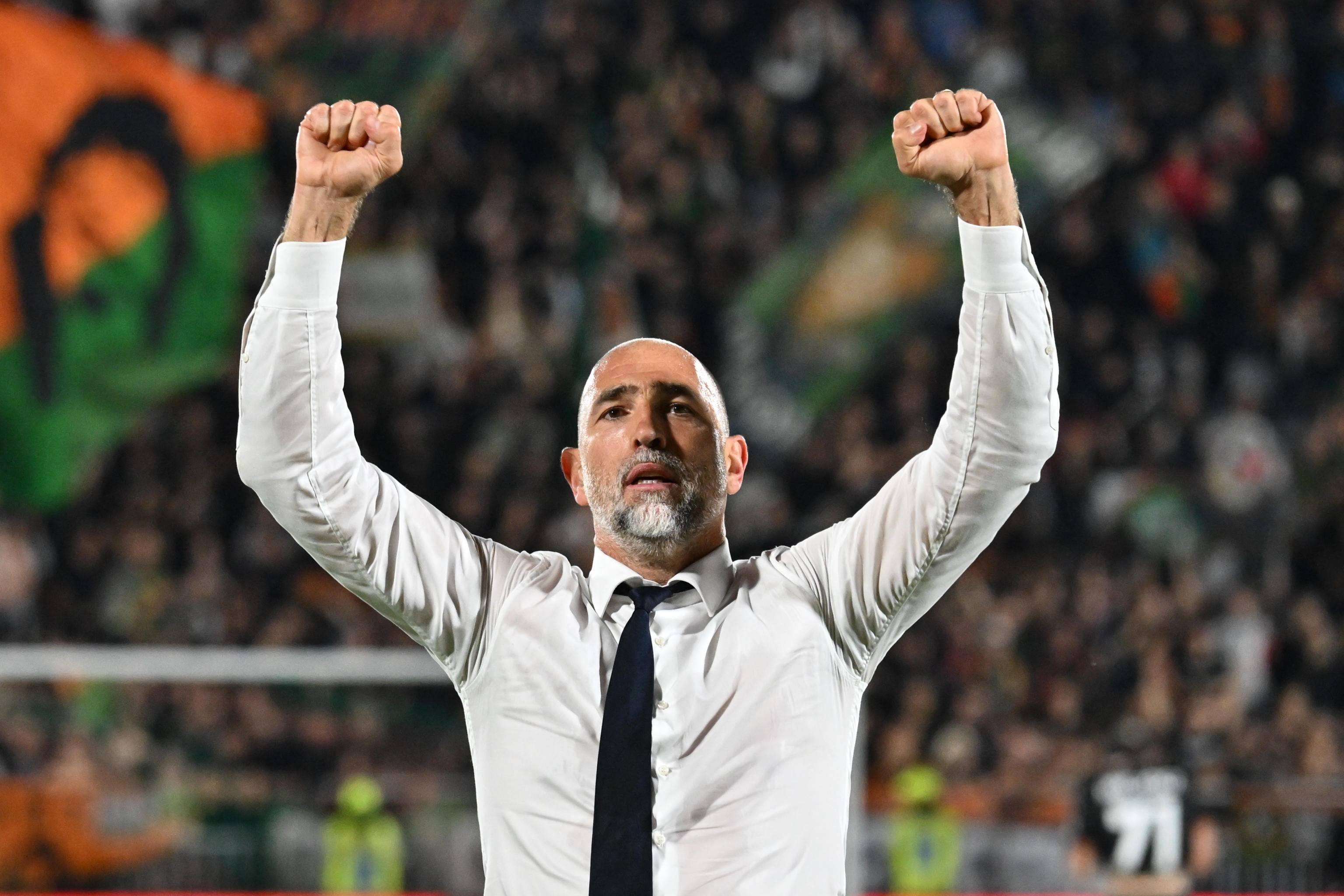 包含里程碑夜!尤文图斯刷新队史纪录;亚洲杯今晚刷纪录;悬念犹存;球队文化被再次提及的词条-尊龙娱乐